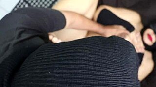 Señora Tetona Se Abre de Piernas para Recibir una Vergota Lechera Eva Creampie Part 3