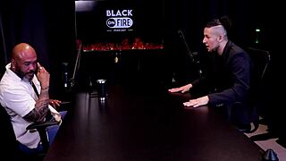 Women exploring more training hands for sex 😏