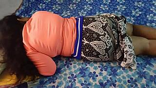 Cheating Desi Girlfriend Fucks Lover In Hotel