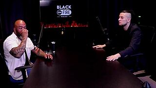 Women exploring more training hands for sex 😏