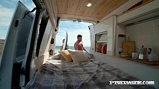 Blonde babe cherry kiss squirts and gets facial outside