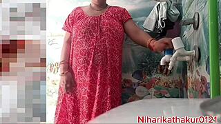 I'm In The Bath With Pussy Fucking, Can You Guess?