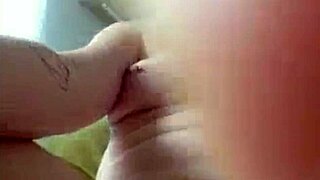 Watch That Blonde Pussy Get Masturbated Live!