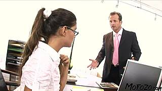 Mofozo Com - Brunette Amateur Had A Dream Of Rough Fucking With Monster Cock