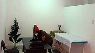 Caught nurse turns sexy in hospital