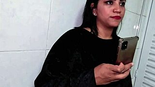 Casal De Anões Liga Para Contratar Uma Puta Pra Fazer Um Menage