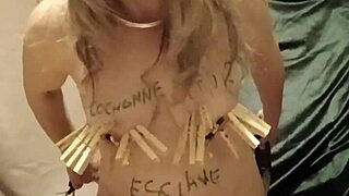 Esclave F Autoseance Pinces Bougies Et Insultes?