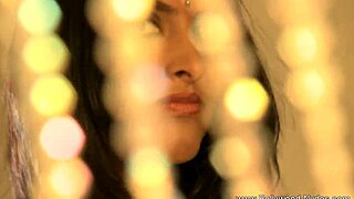 Stunning Indian Brunette MILF Beauty in Solo Pose