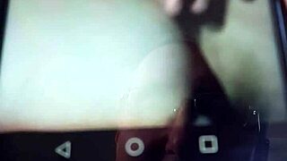 my wife gives me a handyshow 😏