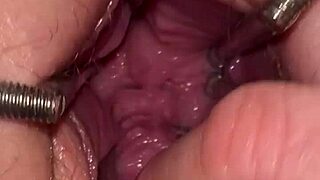 Fist Queen Gets Pussy Stretched With Metal Ring 😏