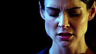 Full Episodes from Series Translated to Arabic - Femme Fatales S01 E11