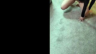 scarlettraven strips down slowly