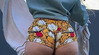 Morning Routine of Hottie