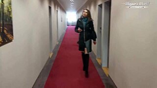 Mature Milf Julia North Gets Anal Massage