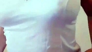 Aurora estelar invites you to undress with her -trailer-