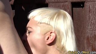 My hairy aussie gf get eaten out