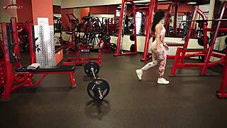 I'm a photographer, I said, picking up the gym queen for hot sex.