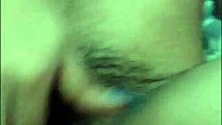 30dst0096f small 18+ tists masturbating