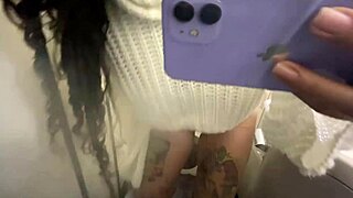 Look how i pee on my trip to europe i was on the plane