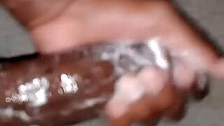 superdarius guy does a quick jerk off before bedtime, cumming sloppy