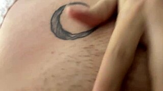 Look how i pee on my trip to europe i was on the plane