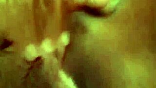 playing with myself, do you want to fuck my pussy? 😏