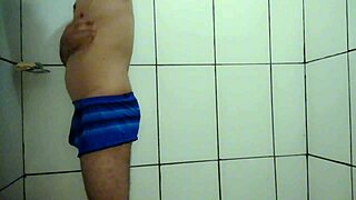 Went to take a shower with her and took dick for a few hours in her pussy 😜