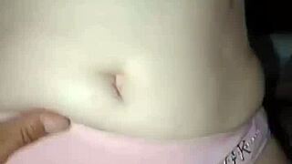 Chupando las tetas spanking de la mama de mi novia y corriendome en su boca 🍑