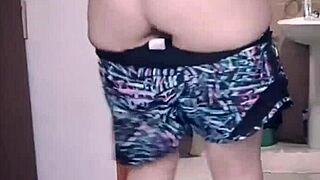 i watchd dis sexy ladi swallowin cum in chile