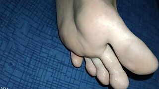 Foot with saliva, jerk off for me now