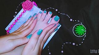 young amateur babe enjoys homemade foot massage leading to intense orgasm and fetish pleasure