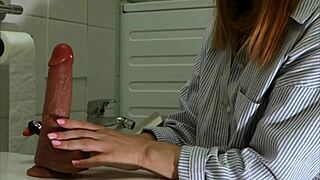 hot mommy tests new sex toy for tight pussy