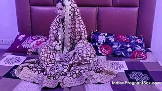 Beautiful muslim indian woman in desi sex scene