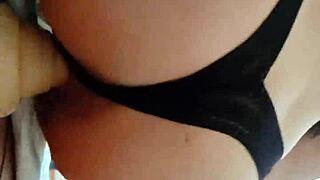 Me Masturbo Con Mi Dildo Grande Por La Cuarentena