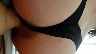 Me Masturbo Con Mi Dildo Grande Por La Cuarentena