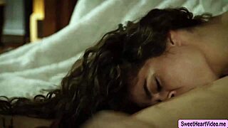 Lesbian couples face sitting on the bed, worshipping asses with licking and riding hard