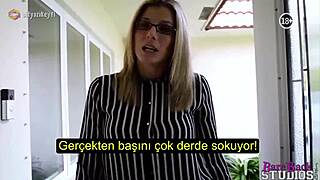 Uyuyan Güzel: Beautiful Woman Sleeping Peacefully In Her Bed