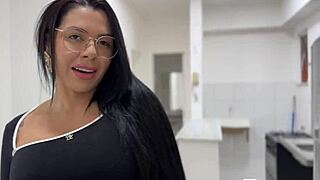 hot real estate agent gets creampie in public