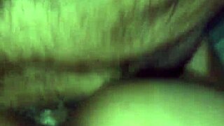 casada puta com buceta ensopada leva socada do comedor de volta