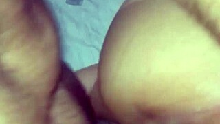 casada puta com buceta ensopada leva socada do comedor de volta