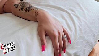 Pawg hotwife lexi love meets up with dante at xbiz to get her guts rearranged - preview