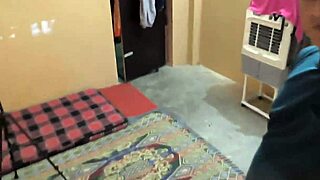 Skinny Girl Enjoys Desi Chudai