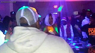 Cherise roze halloween stripper party