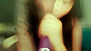 je rappelle que pour les abos chaque semaine une sextape devient gratuite