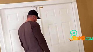 Veteran Guys Still Know How to Fuck Teen 18+ Bitches Like Sex Machines