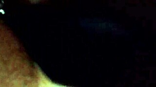 Esposa Brincando Com Consolo In Homemade Toy Session