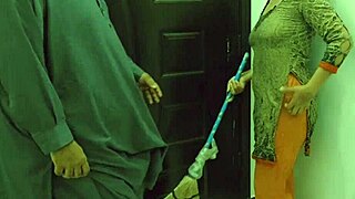 beautifull pakistani maid first time anal sex