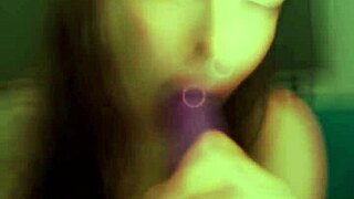 je rappelle que pour les abos chaque semaine une sextape devient gratuite