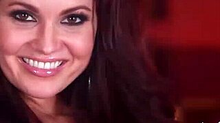 beautiful petite 18+ model mariela henderson loves passion posing totally naked