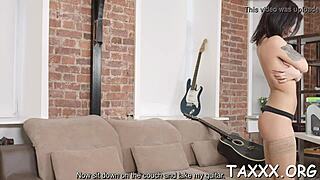 Widening hips for cam fucking!